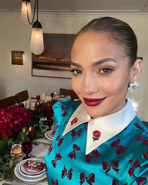 instagram jennifer lopez|More.